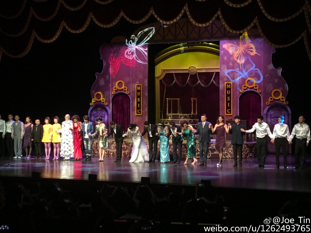 show-1.jpg