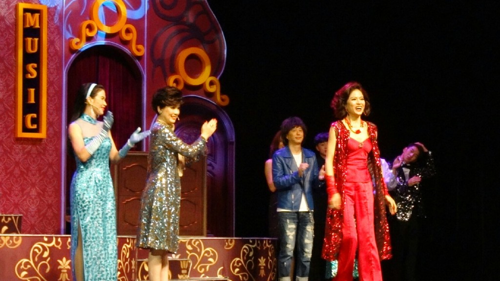 show-27.jpg