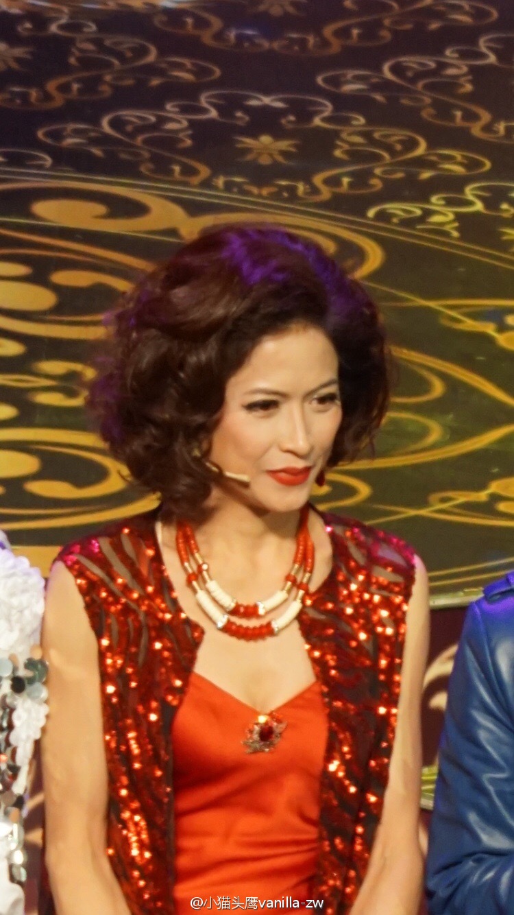 show-70.jpg