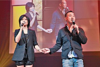 hkheadline2.jpg